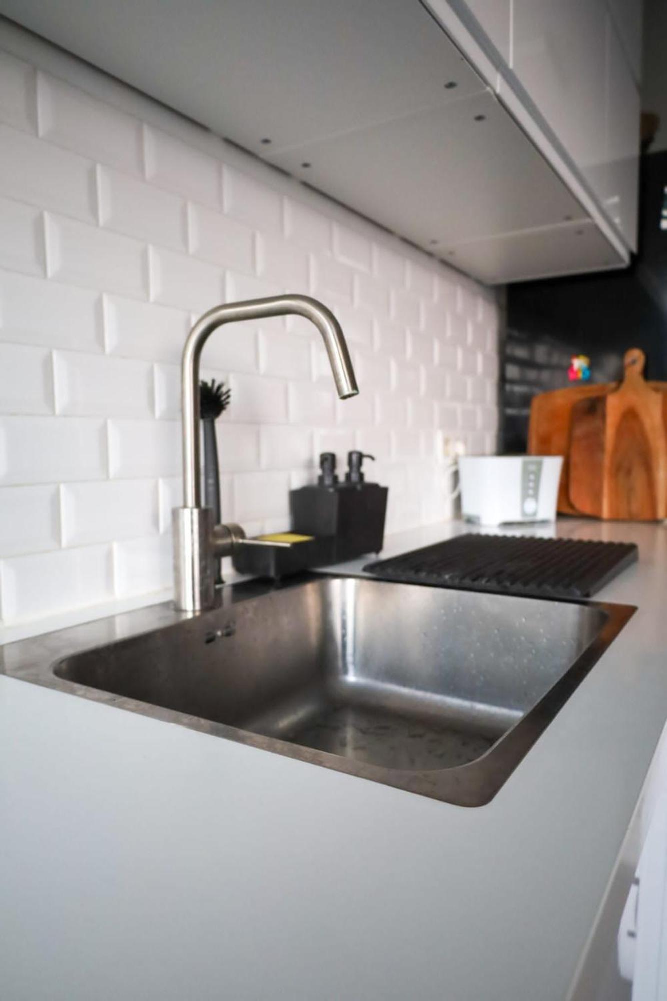 Furnished - Bright, Modern Apartment In Brussels, 15 Minutes Walk From The Atomium Exterior photo