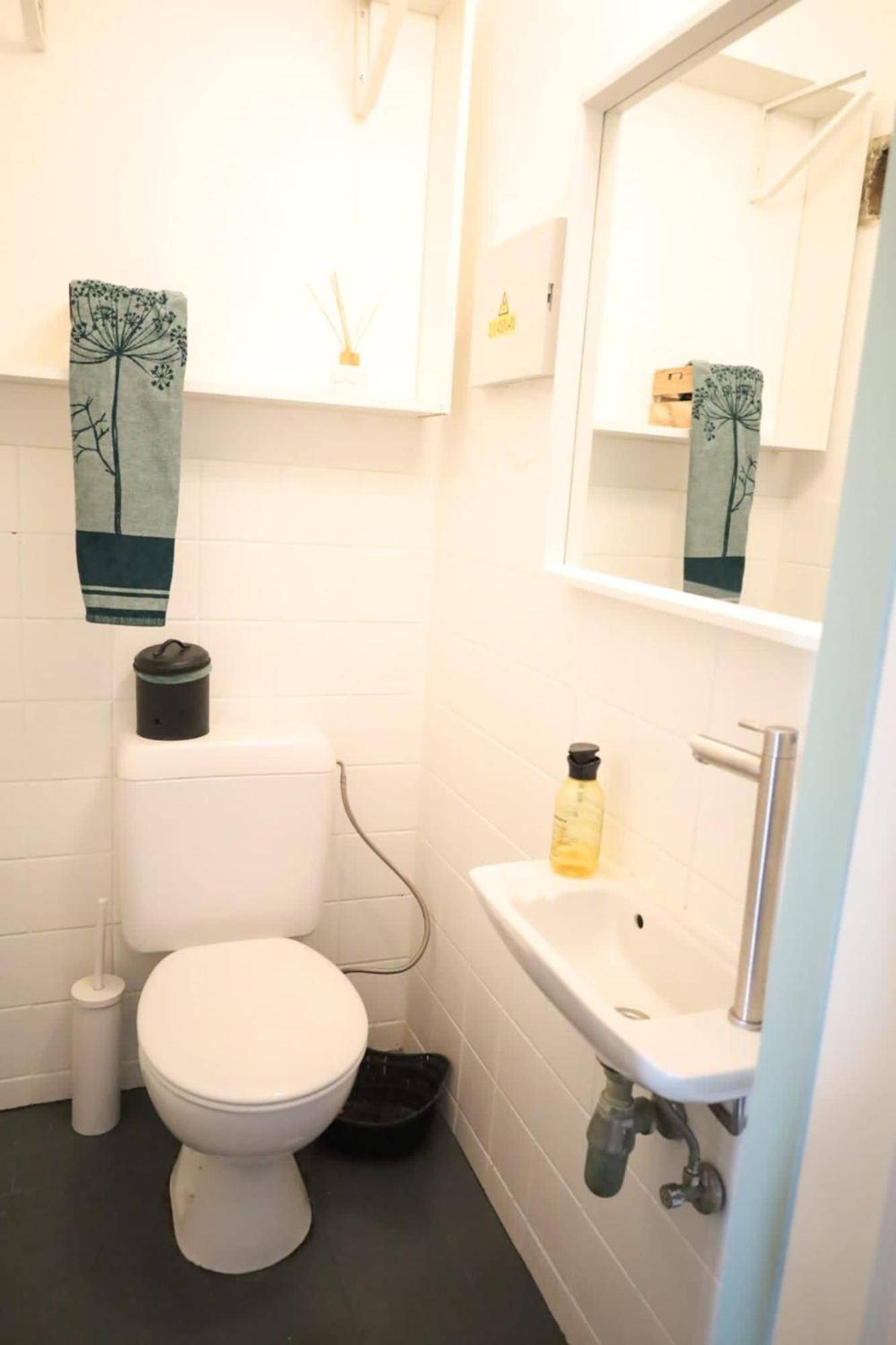 Furnished - Bright, Modern Apartment In Brussels, 15 Minutes Walk From The Atomium Exterior photo